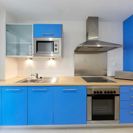 Apartamento Luxurious Newly Renovated 2 Bedroom By The Benidorm